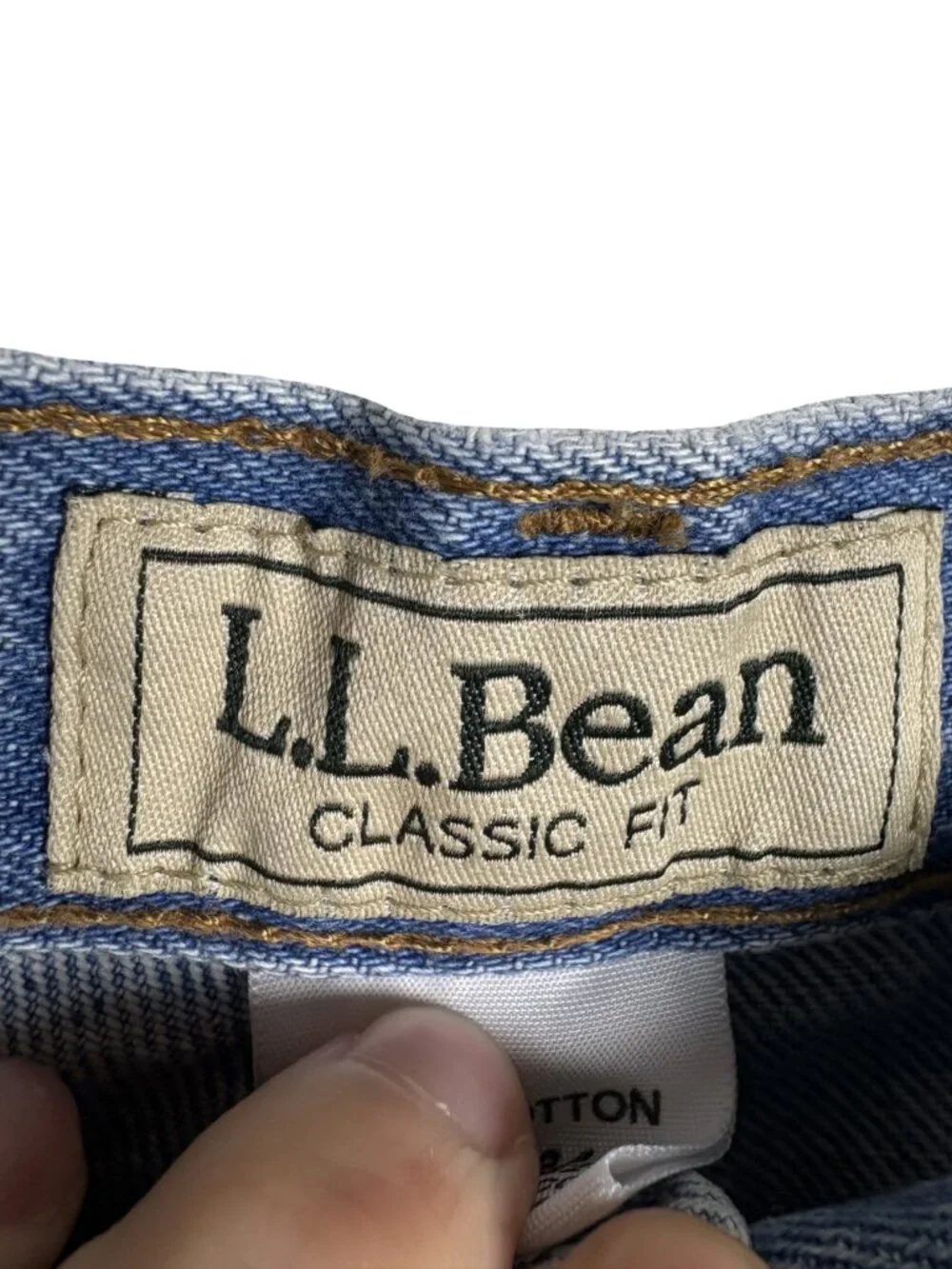 L.L.Bean Classic Fit Straight Leg Jeans Shoes? Men's Light Blue Denim 35x34